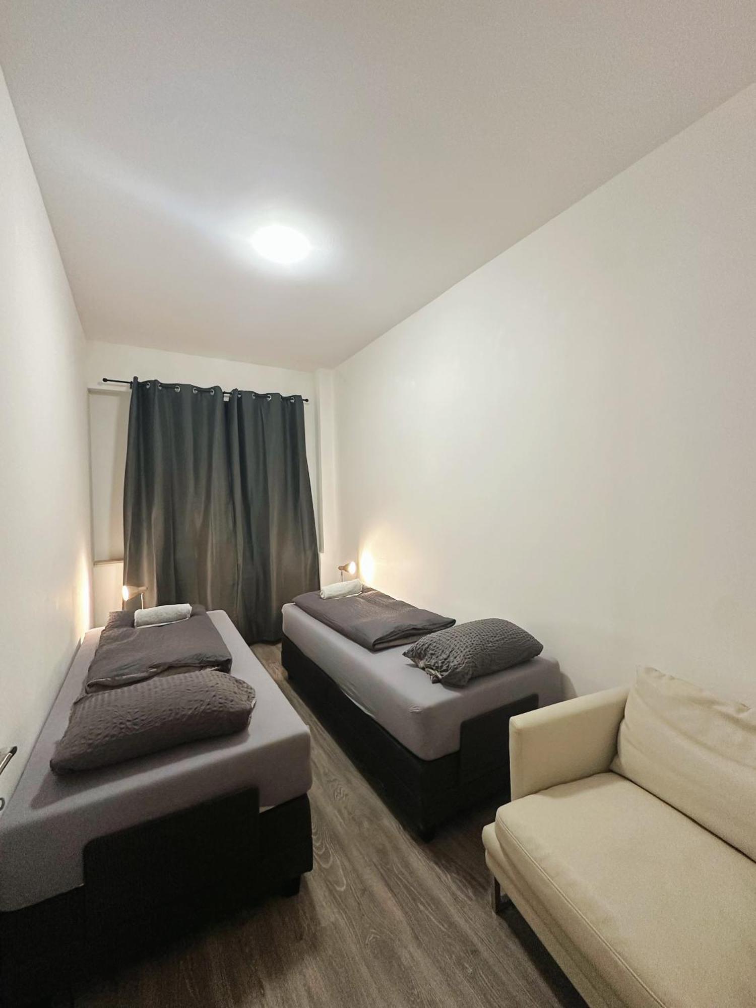 2Schlafenzimmer 5Betten Montuerwhonung Apartamento Düsseldorf Exterior foto